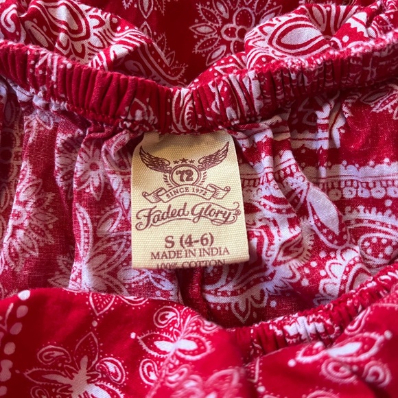 🛒 3/15 Faded Glory Red Bandana Print Dress - Picture 3 of 3
